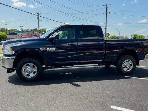 Used 2017 RAM 3500 Tradesman w/ Chrome Appearance Group AWD/4WD image 7