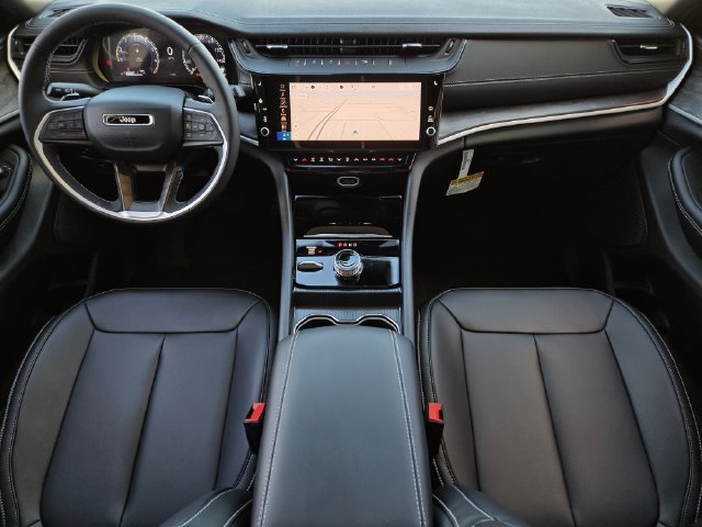 New 2027 Jeep Grand Cherokee Limited AWD/4WD image 20