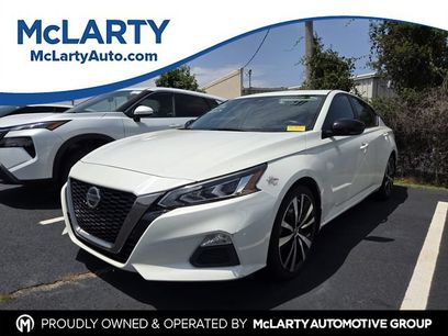 Used 2021 Nissan Altima 2.5 SR w/ SR Premium Package