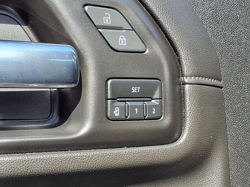 Used 2021 GMC Sierra 2500 SLT w/ SLT Convenience Package image 16