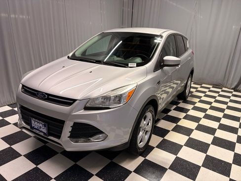 Used 2015 Ford Escape SE AWD/4WD image 1