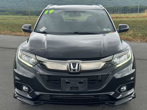 Used 2019 Honda HR-V Sport image 10