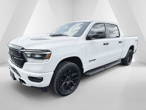 Used 2023 RAM 1500 Laramie AWD/4WD image 3