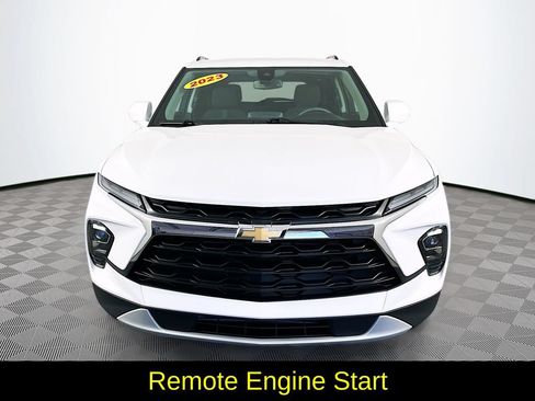 Used 2023 Chevrolet Blazer LT w/ Convenience Package FWD image 4
