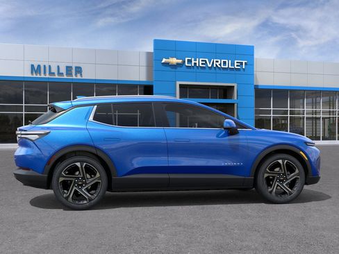 New 2026 Chevrolet Equinox EV LT image 41