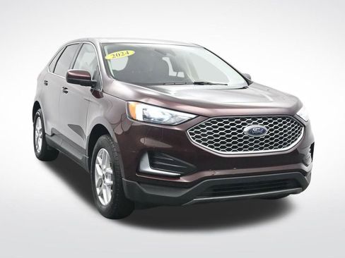 Used 2024 Ford Edge SEL image 3