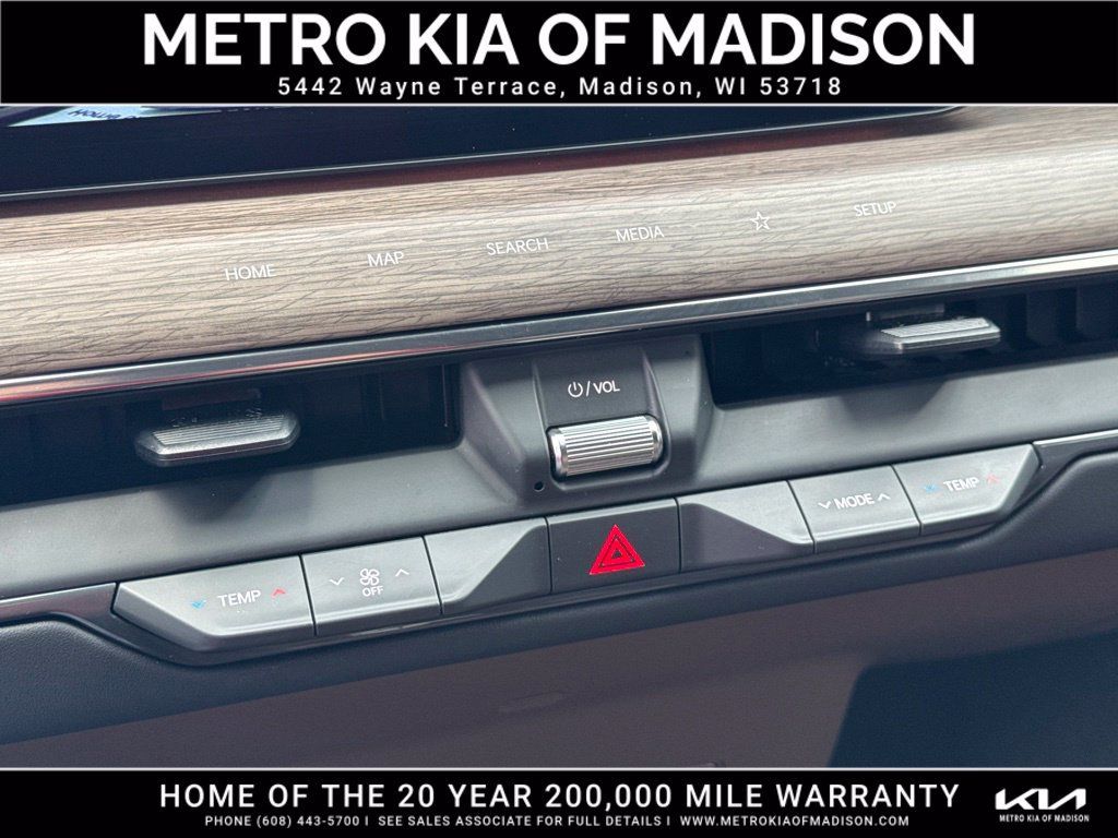 Used 2024 Kia EV9 Land AWD/4WD image 27