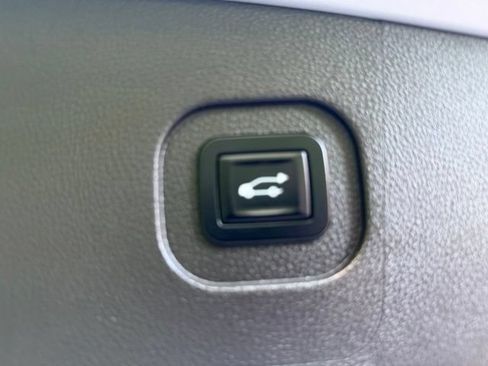 Used 2013 GMC Terrain Denali FWD image 37