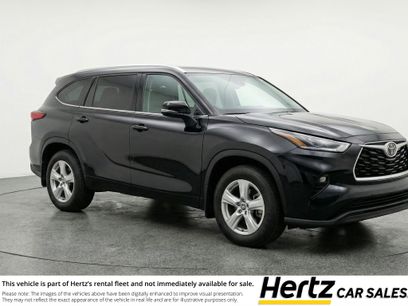Used 2025 Toyota Highlander LE
