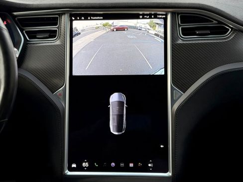 Used 2016 Tesla Model X 90D AWD/4WD image 17