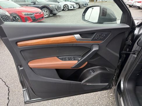 Certified 2024 Audi Q5 e Premium Plus w/ Premium Plus Package image 5