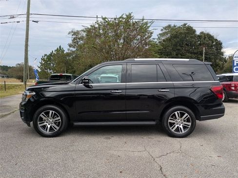 Used 2024 Ford Expedition Limited image 6