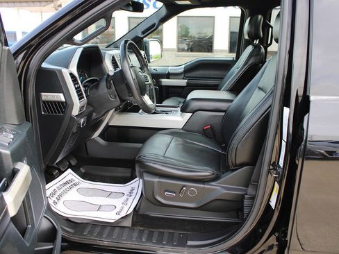 Used 2017 Ford F150 Lariat w/ Equipment Group 502A Luxury AWD/4WD image 14