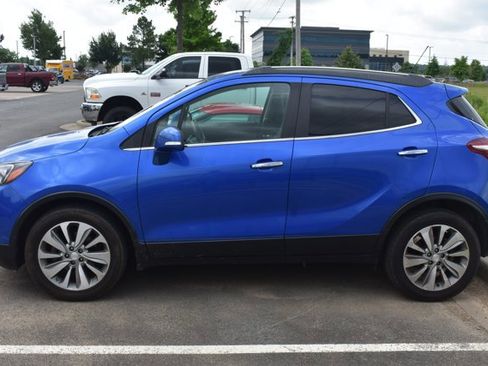 Used 2017 Buick Encore Preferred FWD image 5
