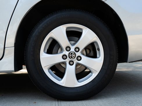 Used 2020 Toyota Sienna L image 15