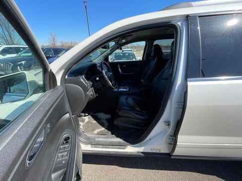 Used 2011 GMC Acadia SLT image 21