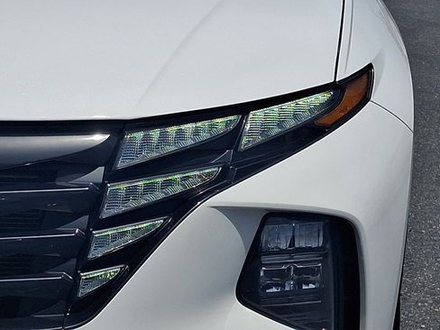 Certified 2023 Hyundai Tucson SEL AWD/4WD image 10