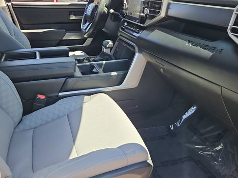 Used 2023 Toyota Tundra SR5 w/ SR5 Convenience Package AWD/4WD image 25