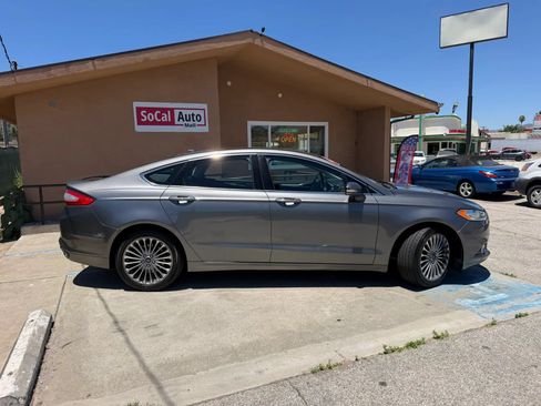 Used 2013 Ford Fusion Titanium FWD image 2