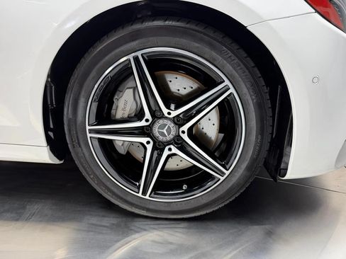 Used 2019 Mercedes-Benz E 300 image 7
