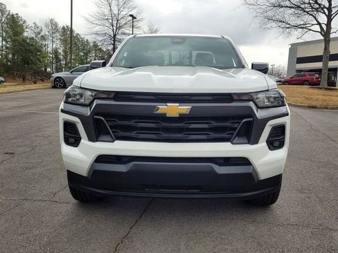 Used 2024 Chevrolet Colorado LT w/ LT Convenience Package image 8