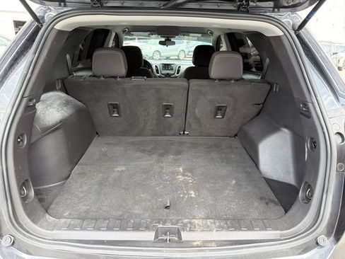 Used 2022 Chevrolet Equinox LS w/ LS Convenience Package FWD image 29