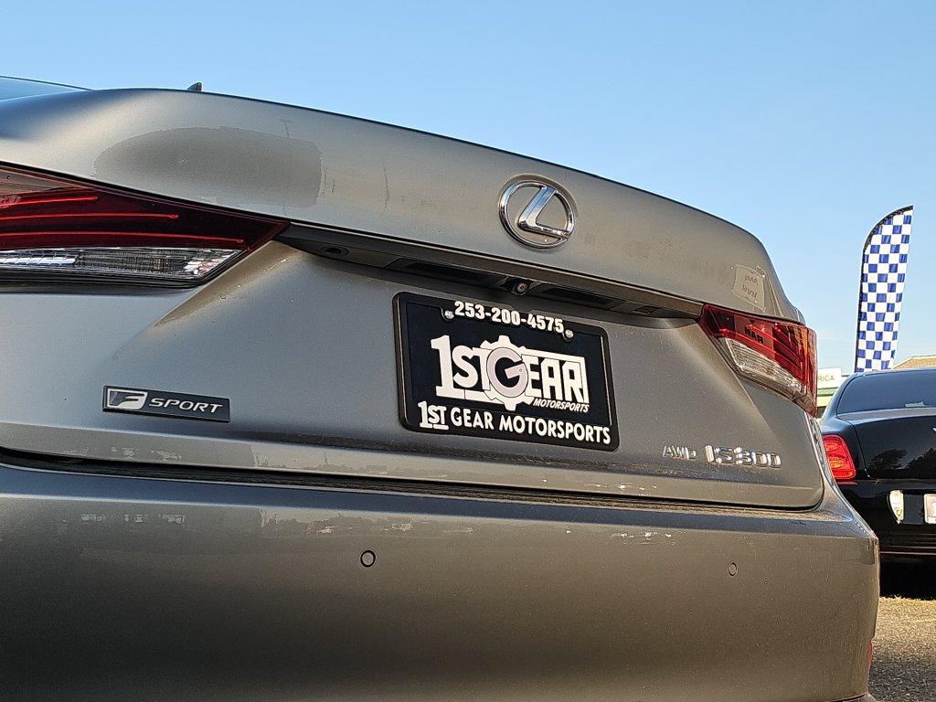 Used 2018 Lexus IS 300 AWD image 15