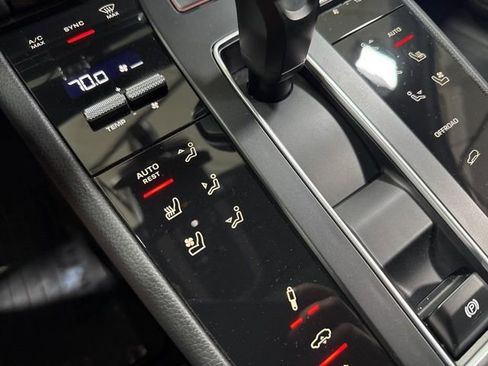 Used 2022 Porsche Macan GTS AWD/4WD image 8