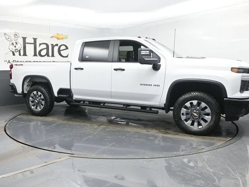 New 2026 Chevrolet Silverado 2500 Custom w/ Custom Convenience Package AWD/4WD image 6