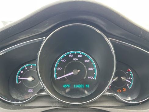 Used 2010 Chevrolet Malibu LT image 11
