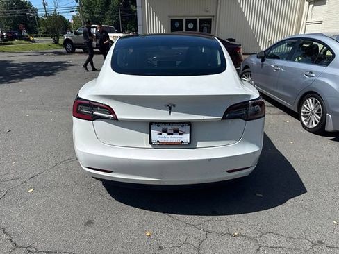 Used 2022 Tesla Model 3 RWD image 4