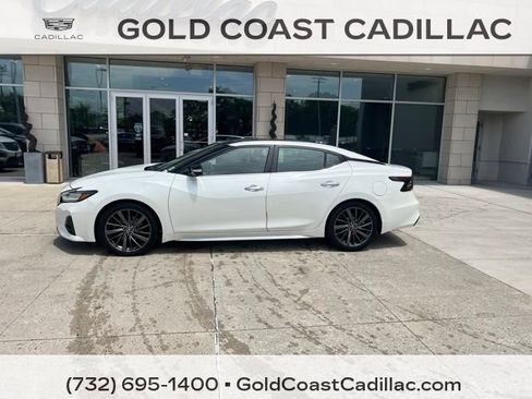 Used 2019 Nissan Maxima Platinum w/ Reserve Package FWD image 2