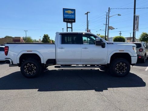 Used 2022 GMC Sierra 3500 Denali AWD/4WD image 10