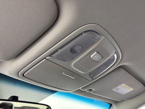 Used 2018 Kia Optima S image 24