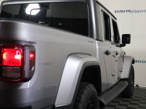 Used 2021 Jeep Gladiator Sport image 5