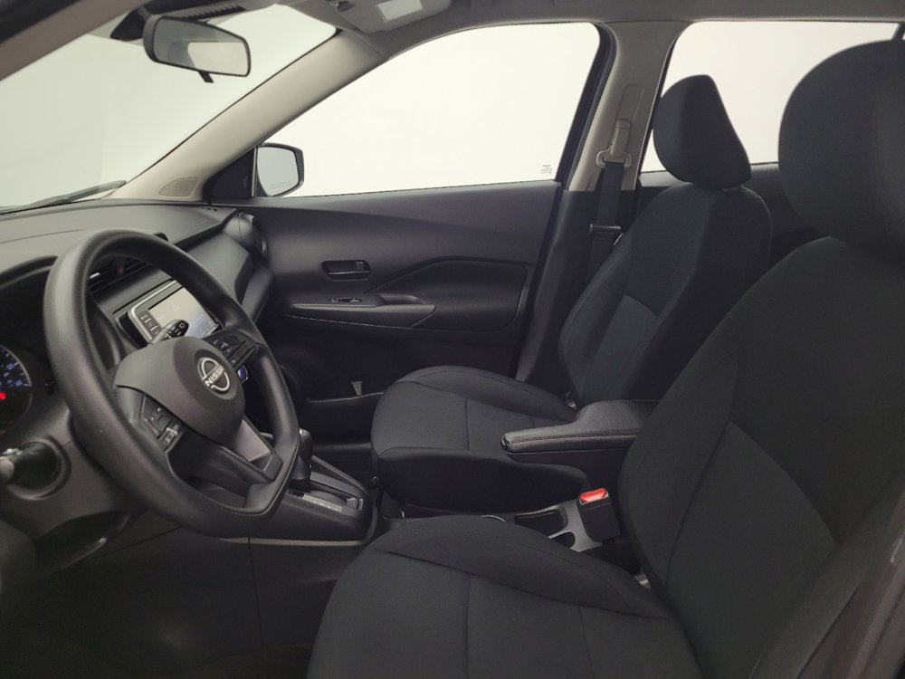 Used 2023 Nissan Kicks S FWD image 17