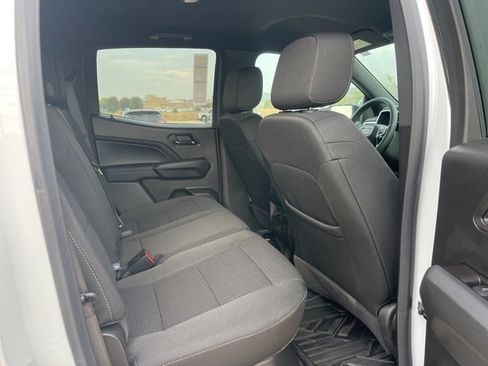 New 2025 GMC Canyon Elevation w/ Convenience Package image 43