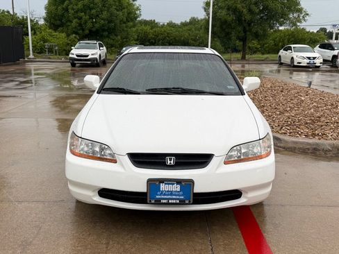 Used 2000 Honda Accord EX image 8