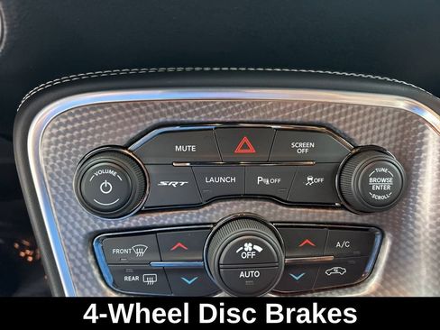 Used 2019 Dodge Challenger SRT Hellcat RWD image 34