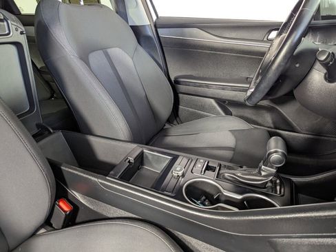 Used 2022 Kia K5 LXS image 29