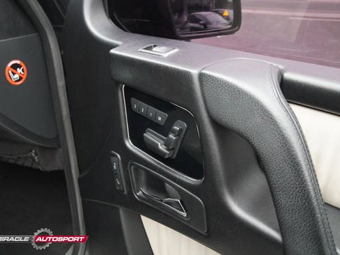 Used 2014 Mercedes-Benz G 550 image 27
