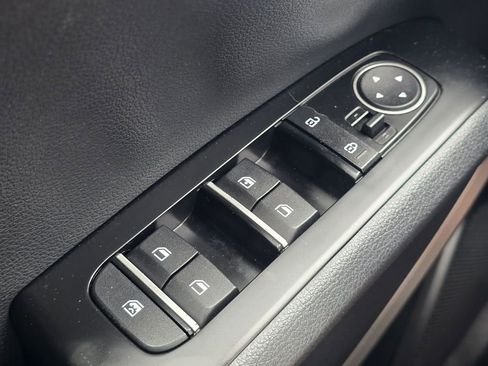 Used 2020 Kia Soul LX FWD image 23