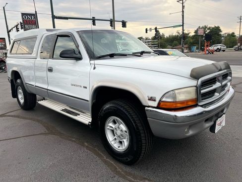 Used 1999 Dodge Dakota SLT AWD/4WD image 12