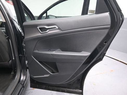 Used 2026 Kia Sportage LX FWD image 21