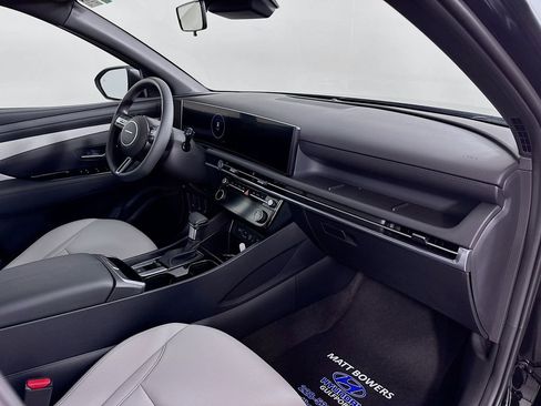 Certified 2025 Hyundai Santa Cruz SEL AWD/4WD image 31