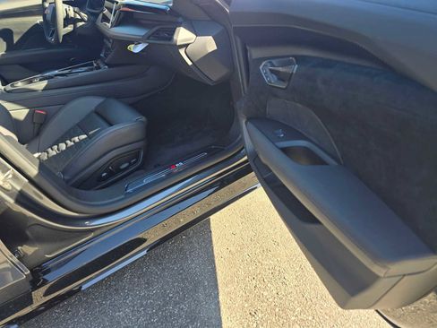 New 2026 Audi RS e-tron GT performance image 10