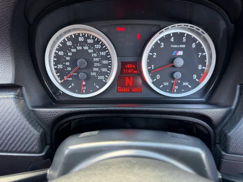 Used 2011 BMW M3 Convertible RWD image 21
