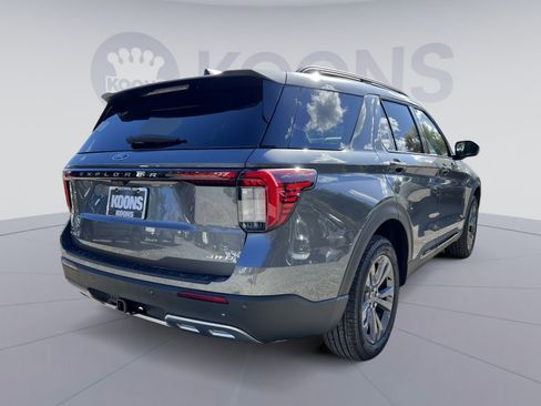 New 2026 Ford Explorer Active w/ Active Comfort Package image 7