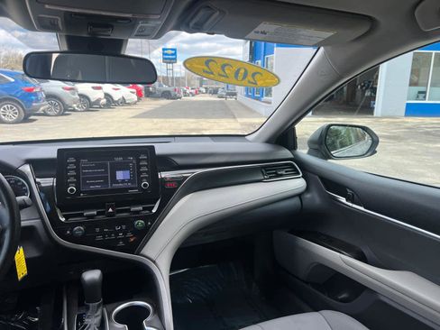 Used 2022 Toyota Camry LE image 36