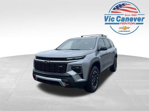 Used 2024 Chevrolet Traverse Z71 w/ Enhanced Driving Package AWD/4WD image 1